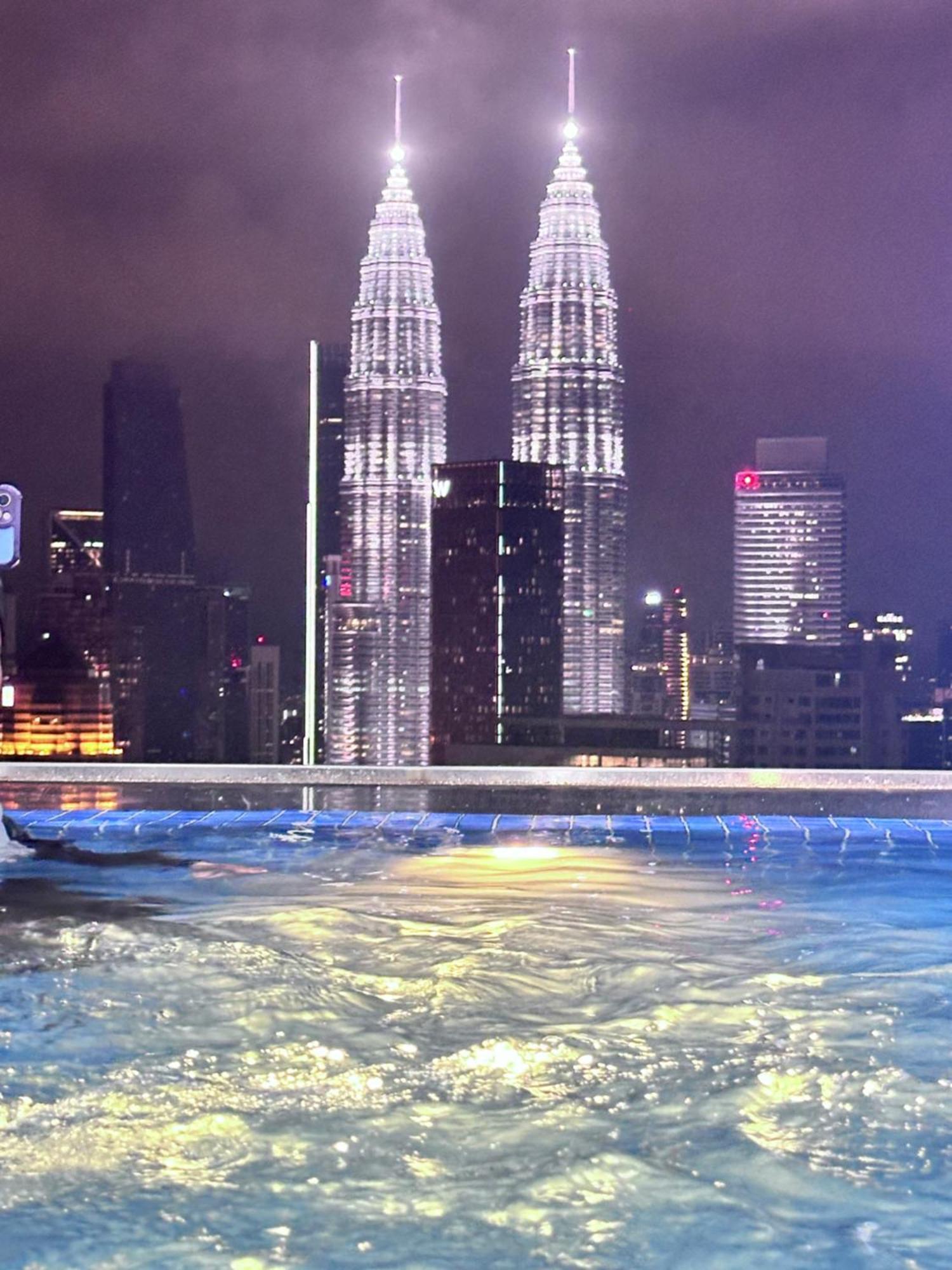 The Luxe Infinitum Klcc By Sahara Apartamento Kuala Lumpur Exterior foto